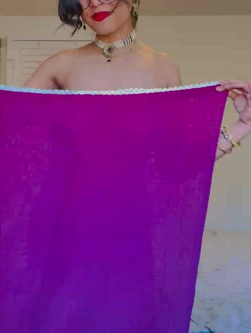 My Indian pussy would look lovely painted with your cum : video clip
