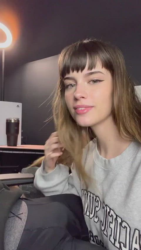 "Hey buddy can you make me hard real quick for our goon session?" : video clip