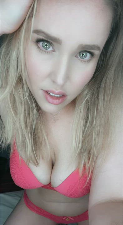 Who’s going to RUIN ME and my perfect makeup? [reveal] : video clip