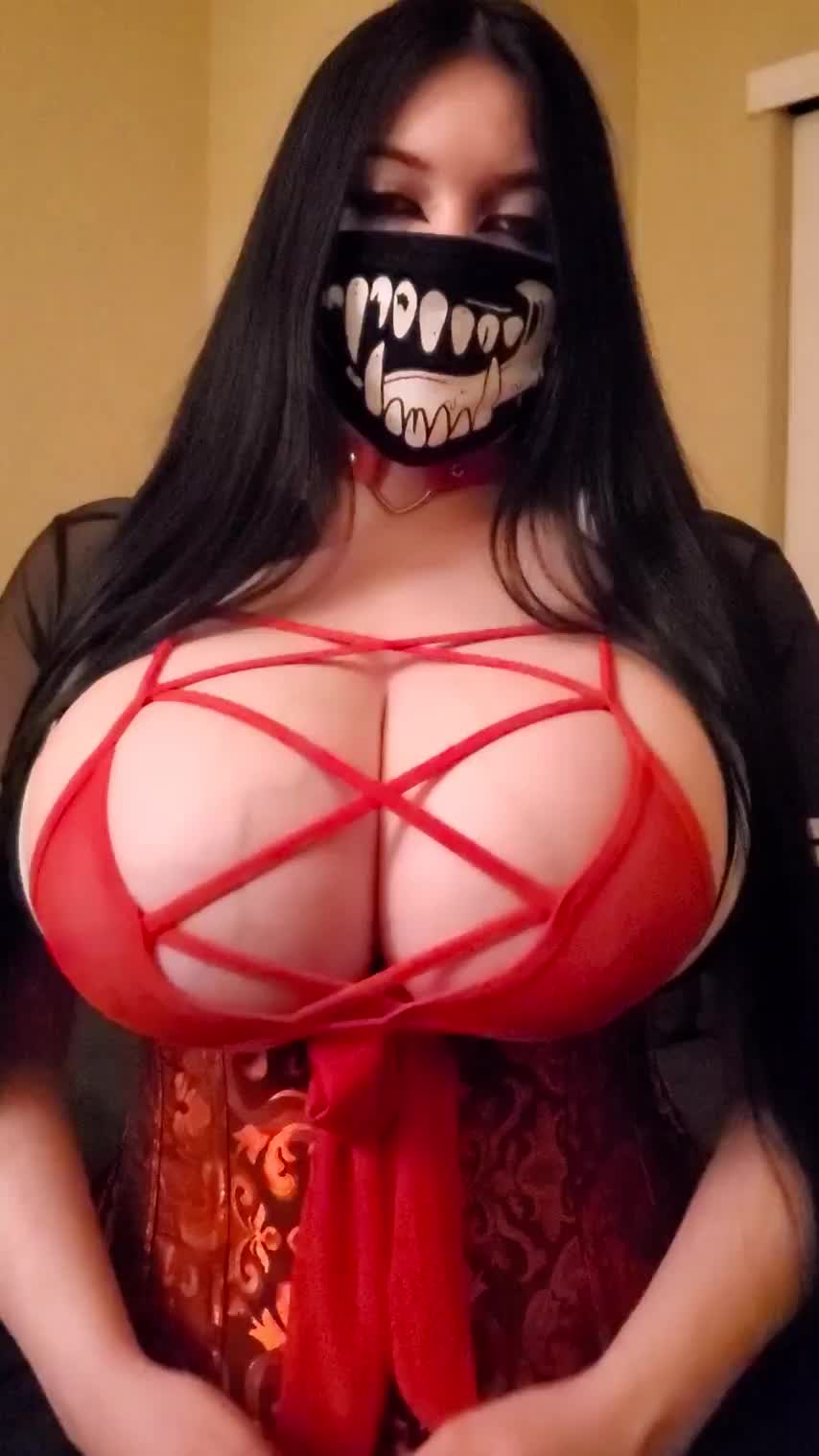 I like my new top :) : video clip