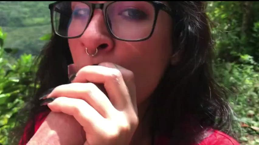 i love it when he fucks my face : video clip