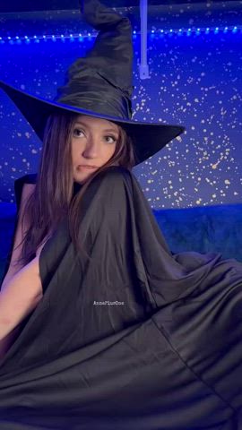 Wait til the end for a magic trick 😇 : video clip