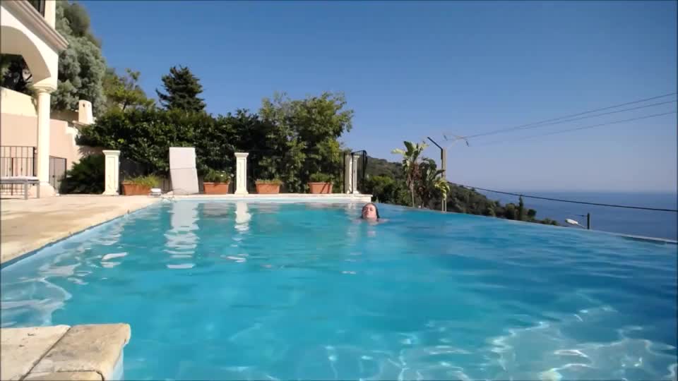 skinny dipping : video clip