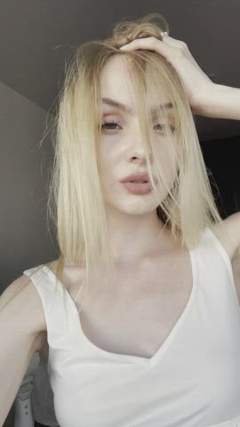 would u date me : video clip