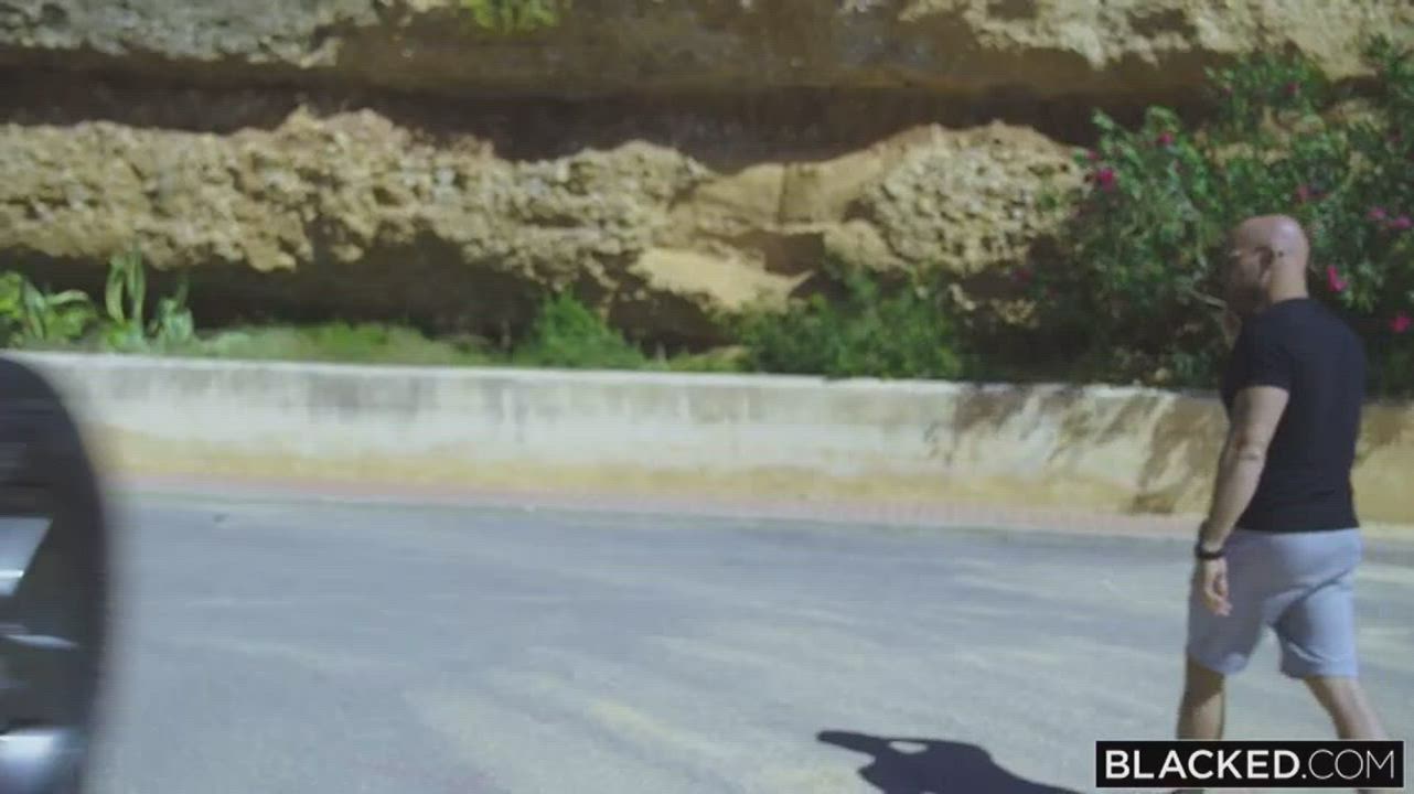 2 BBC For Busty Blonde : video clip