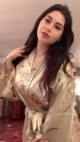 this girl makes me fall in love nice tattoos nice body : video clip