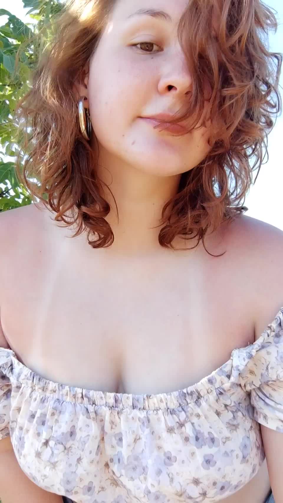 Wanna do it outside? : video clip