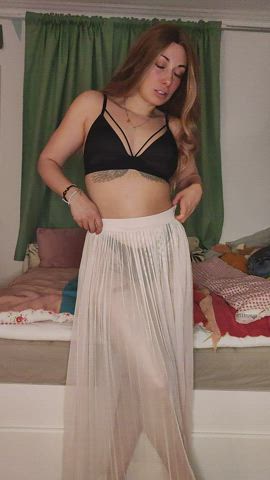 I hope my see through dress is not ruining the present for u^^ : video clip