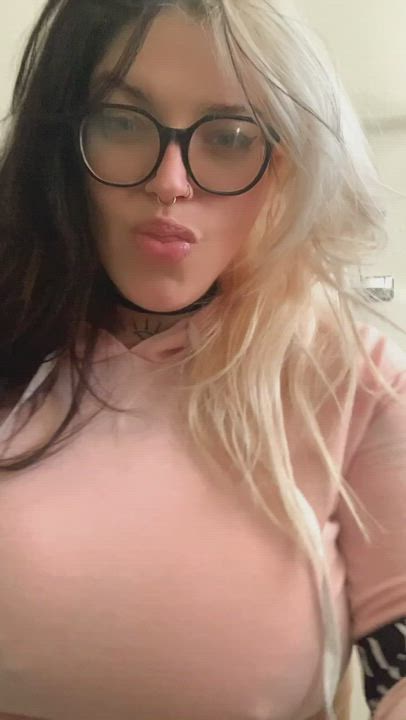 Was visiting my dad and decided to sneak away and show you guys my titties🤭 : video clip