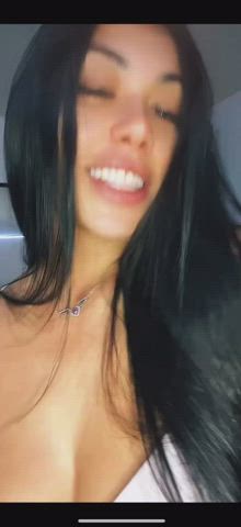 just ur naughty latina trying to get u hard : video clip