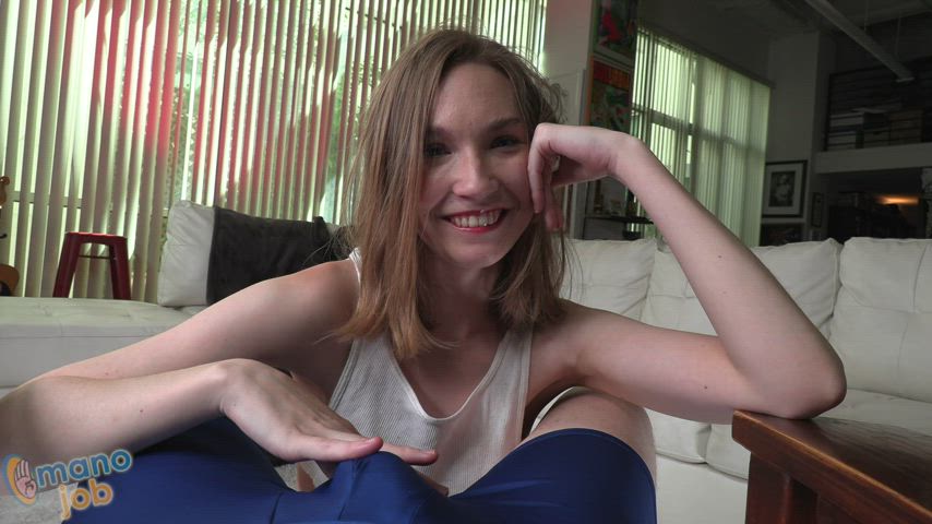 Claire Roos - The Gutter Trash Slut! : video clip