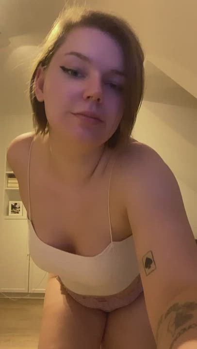 need someone to make me stop dancing and giggling and fuck me already—-😇 : video clip