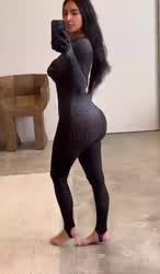 Kim Kardashian : video clip
