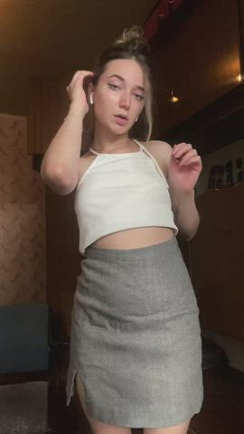 I wanted so badly to come home from college to play with my pussy : video clip