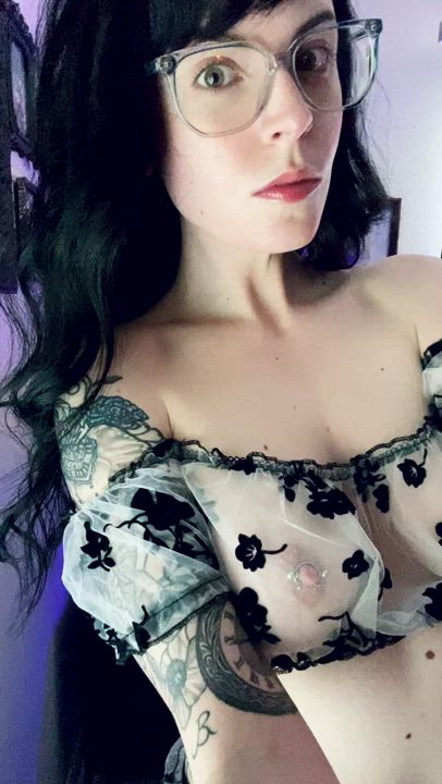 Do you like my new top? It's as pale as me. : video clip