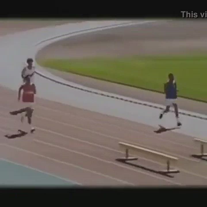 The last minute is very fast : video clip