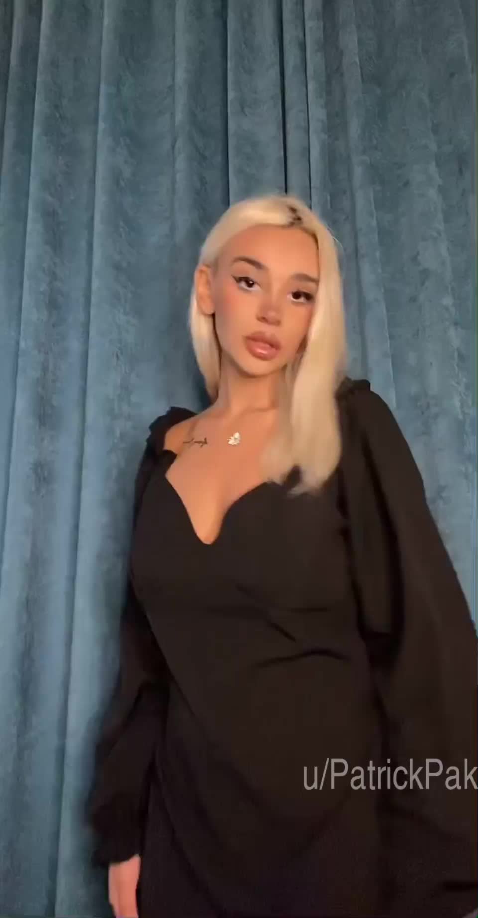 Let’s trade nudes tonight : video clip