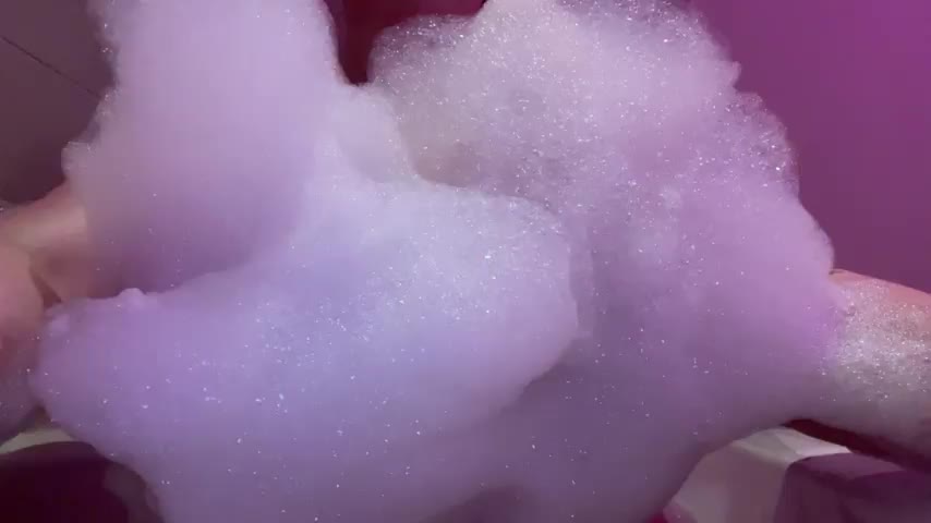 What’s hiding under the bubbles? : video clip