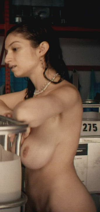 I love jacking with buds to big tits like Sydney Meyers : video clip