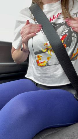 Just a fun little car ride [GIF] : video clip
