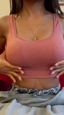 Squeeze them for me baby : video clip