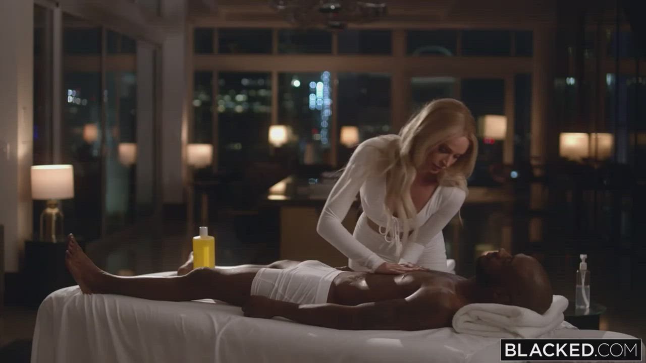 Emma Hix - Shaken : video clip
