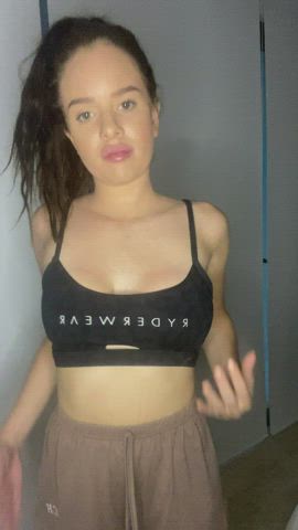ever undressed a 19yo australian girl and made her yours : video clip