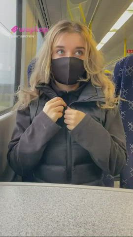 I hope this doesn't count as a non visible face. Anyone got a name? : video clip