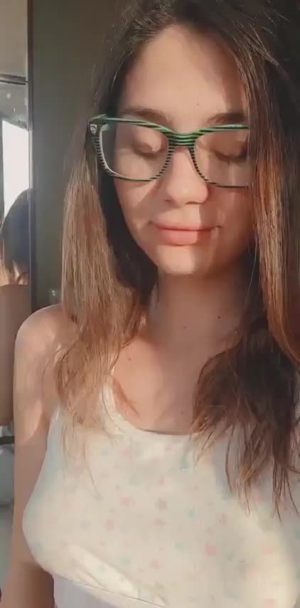 This pale body loves to get your butter cream : video clip