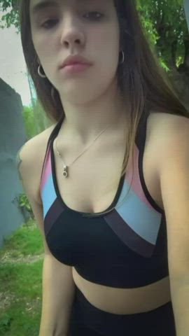 Working out without a bra is much more fun don't you think... hope no one saw me showing my 18 year old tits haha : video clip