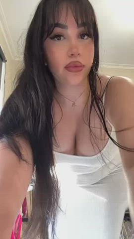 She needs a huge dick for that kind of ass : video clip