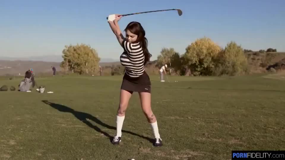 Gabbie Carter - Perfect Stroke : video clip