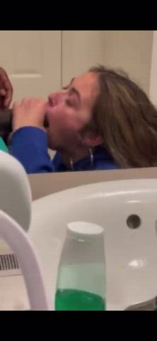Giving her the facial she asked for🍆💦 : video clip