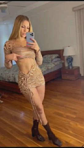 Exquisite 😋 hotness 🔥 : video clip