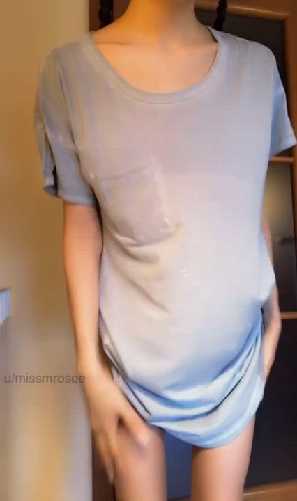 I tried to do a titty drop but clearly something went wrong :/ : video clip