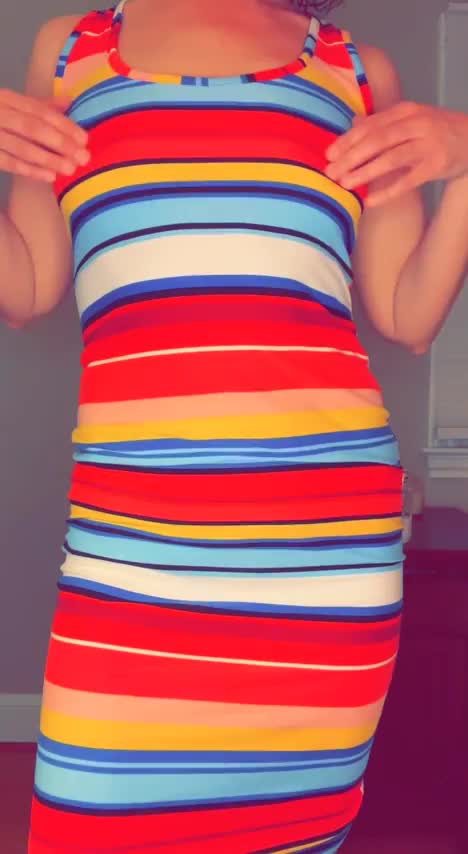 This dress will make your floor very colorful : video clip