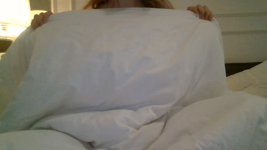 POV of me in your bed (oc) : video clip
