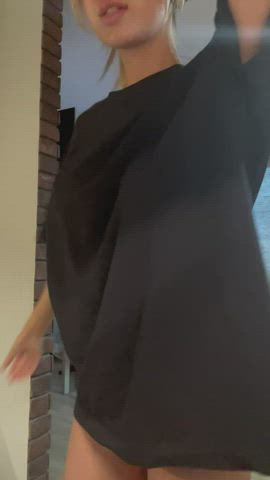 I literally just dancing : video clip