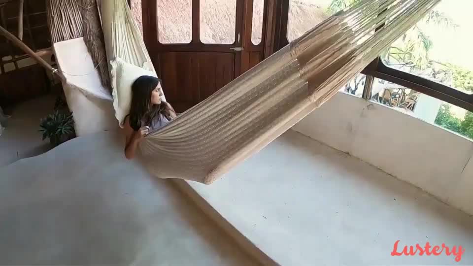 Passion In Paradise. : video clip