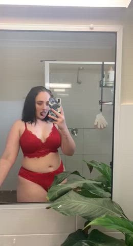 Soft little goth girl kisses for you 😚 : video clip