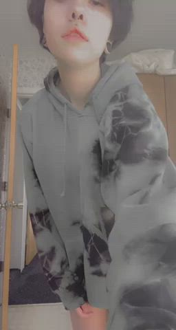 Just showing off my pretty pale body 😘 : video clip