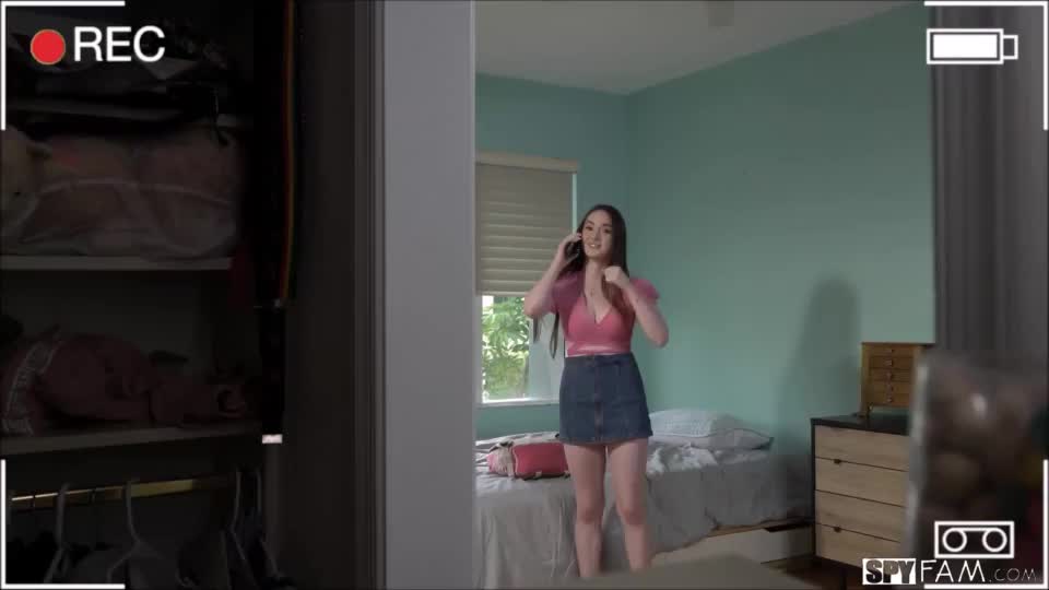 Hazel Moore : video clip
