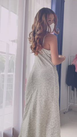 One of a good qualifications to be a good wife is bending over, am I right ? :* : video clip