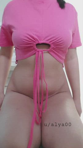 I am so small but my tits are a big surprise : video clip