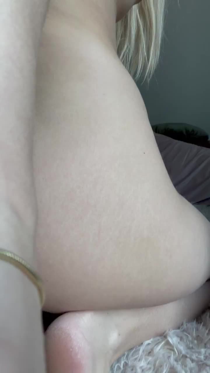 Do you think it would bend well on your cock? : video clip