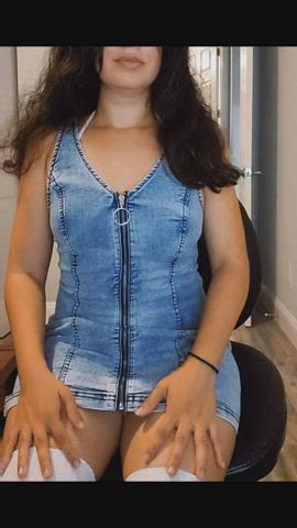 Trying to find the right dress:) : video clip