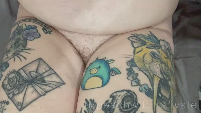 I know you’d love it if I opened my legs and showed you my bush 😇 : video clip