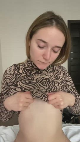 I love my small tits : video clip