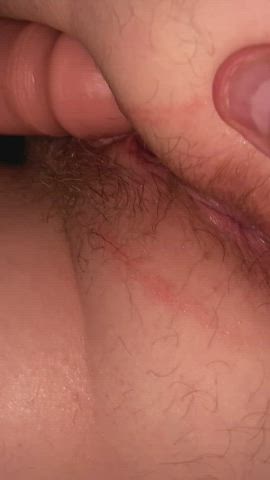 Fingering wifes tight little juicy asshole : video clip
