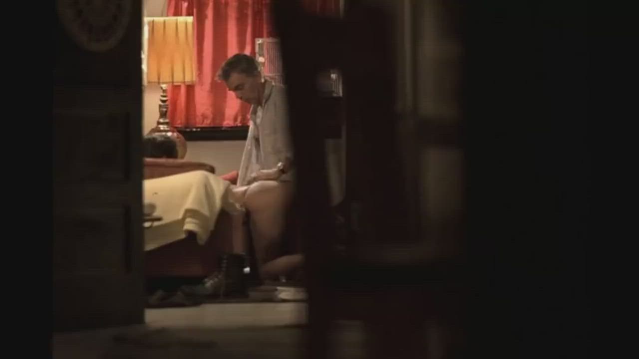 Never getting tired of seeing Halle Berry getting railed : video clip